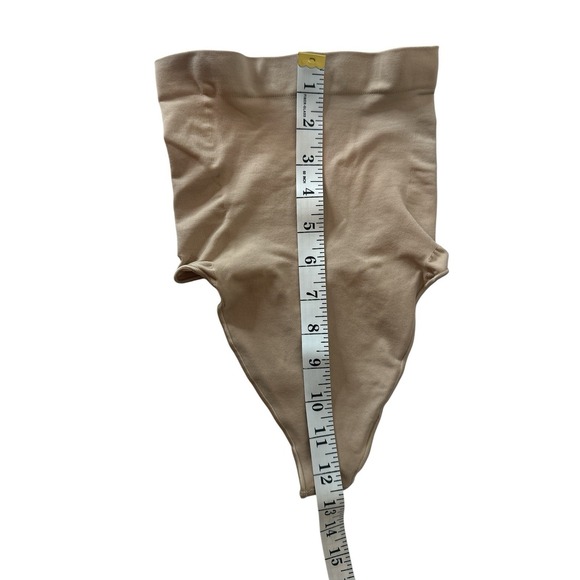 SKIMS Core Control Thong Women's Small Clay NWOT - Picture 5 of 5